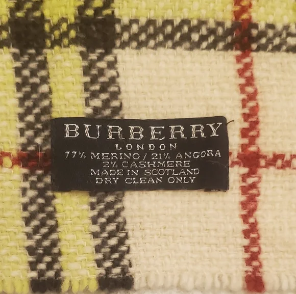 BURBERRY LONDON Classic Washed Vintage Check Happy Double Fringed Scarf Muffler